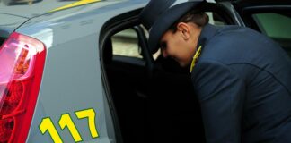 Gdf Calabria sequestra in Grecia 300 kg coca, arresti a Salonicco