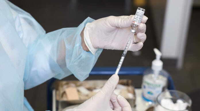 Covid, 22.104 nuovi casi e 60 decessi nelle ultime 24 ore