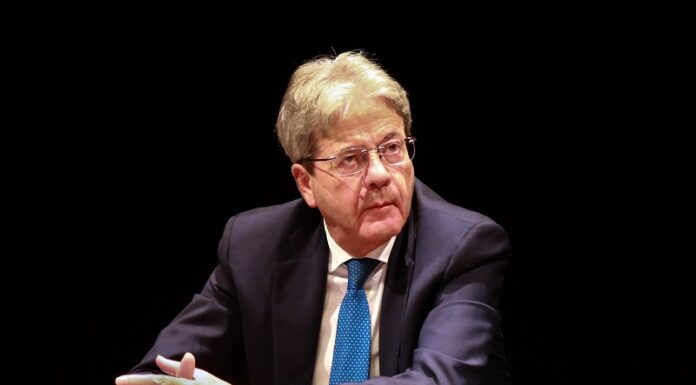 Gentiloni “Bce terrà conto delle differenze tra paesi”
