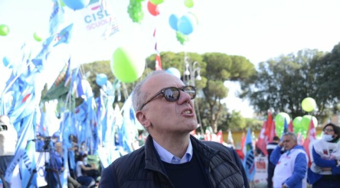 Vito lascia in polemica Forza Italia e si dimette da deputato