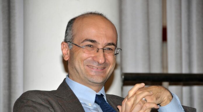 Premio Cardinale Giordano a “Il Papa doveva morire” di Antonio Preziosi