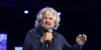 M5S, Grillo “Chi non crede più nelle regole lo dica con coraggio”