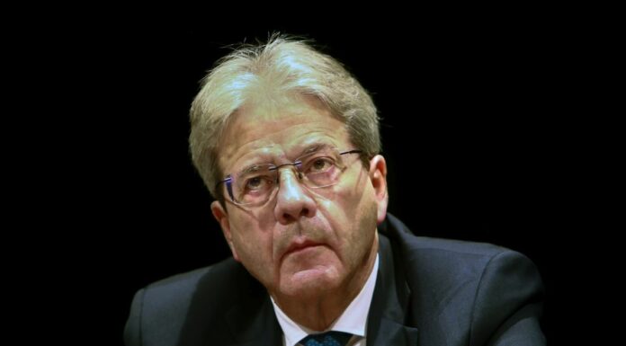 UE, Gentiloni “Ci sono condizioni per evitare recessione”