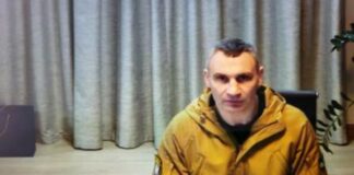 Ucraina, Kiev ancora sotto attacco. Sindaco “Persone sotto le macerie”