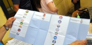 Al centrodestra Genova, Palermo e L’Aquila. Il centrosinistra vince a Padova, Lodi e Taranto