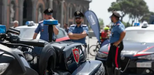 Napoli, controlli dei Carabinieri nel quartiere est della città: un arresto e 13 persone denunciate