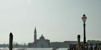 A Venezia la Festa del Remo con la 46^ edizione della Vogalonga