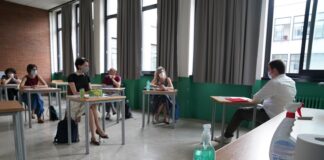 Maturità al via per 500mila, Pascoli e Segre tra le tracce di Italiano