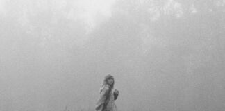 Taylor Swift torna con il nuovo singolo “Carolina”