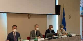 WindTre-Censis, italiani sempre più immersi nella vita digitale