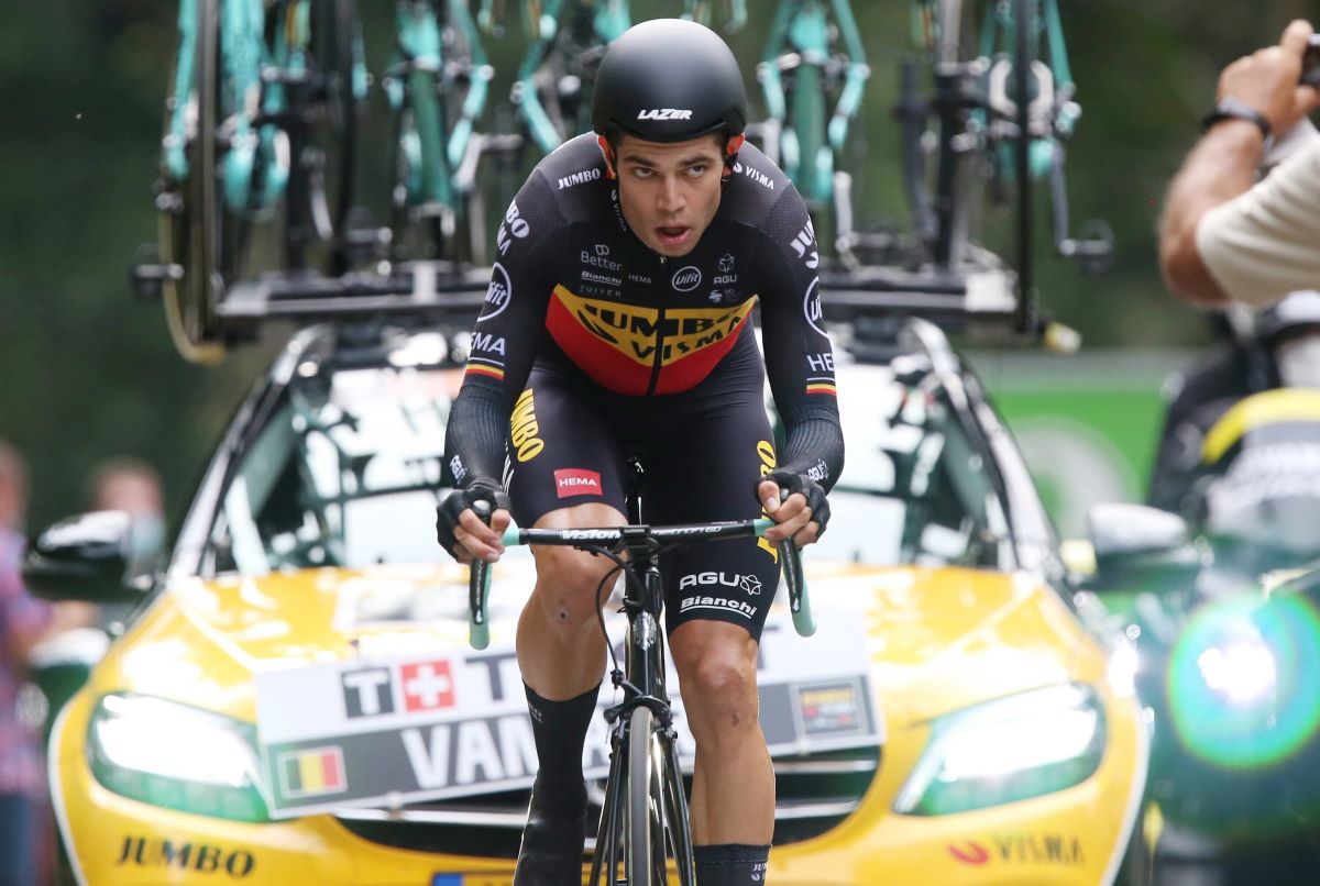 Jakobsen vince la 2^ tappa del Tour, Van Aert in giallo