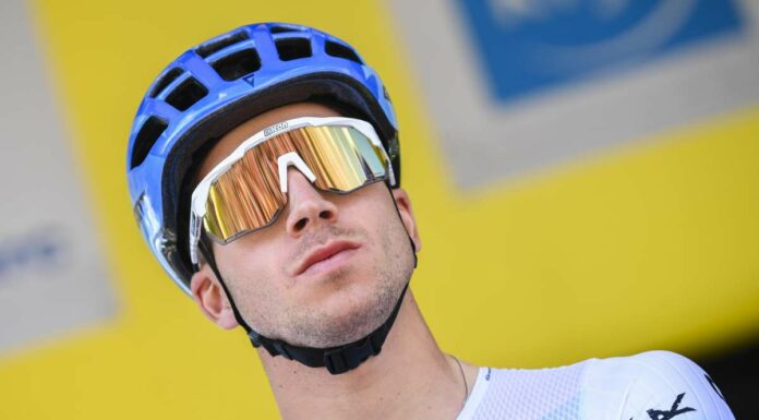Groenewegen vince la terza tappa del Tour de France