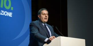 Sondaggio per Sole 24 Ore, presidente Toti quarto per gradimento