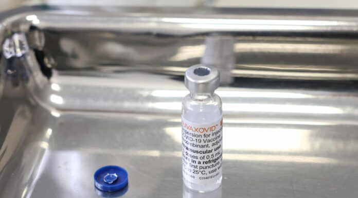 Covid, via libera Ue al vaccino di Novavax per i 12-17enni