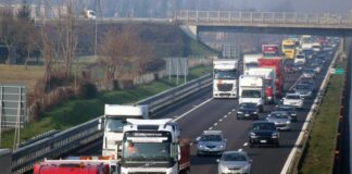 Mercato dell’auto usata in crisi, a giugno -17,9%