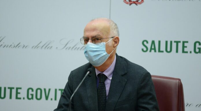 Covid, Rezza “Sale la pressione sugli ospedali ma le intensive restano basse”