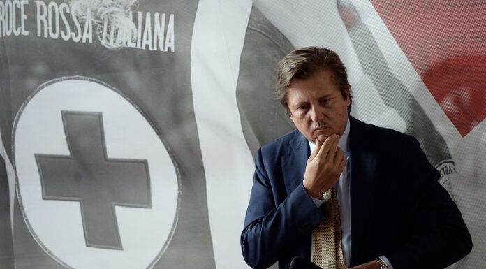 Vaccino, Sileri “Presto sarà abbassata età per quarta dose”