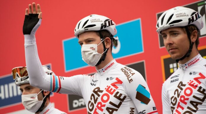 Jungels vince 9^ tappa al Tour, Pogacar resta in giallo