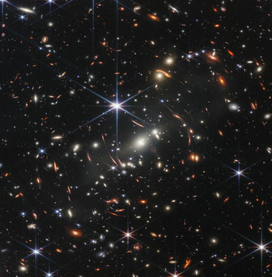 Prima immagine del telescopio Webb svela galassie di 4,6 mld di anni fa