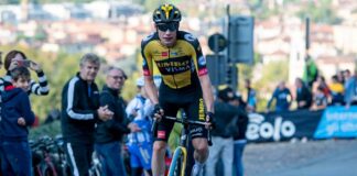 Vingegaard vince 11^ tappa al Tour ed è nuova maglia gialla