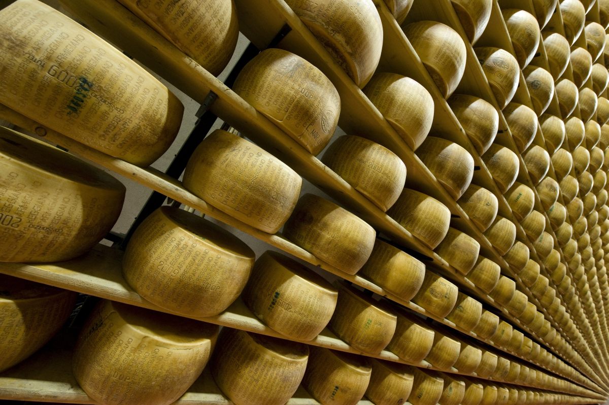 Parmigiano Reggiano, nel primo semestre vendite +2,4%, export +1,6%