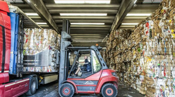 Raccolta e riciclo di carta e cartone, nel 2021 Italia da record