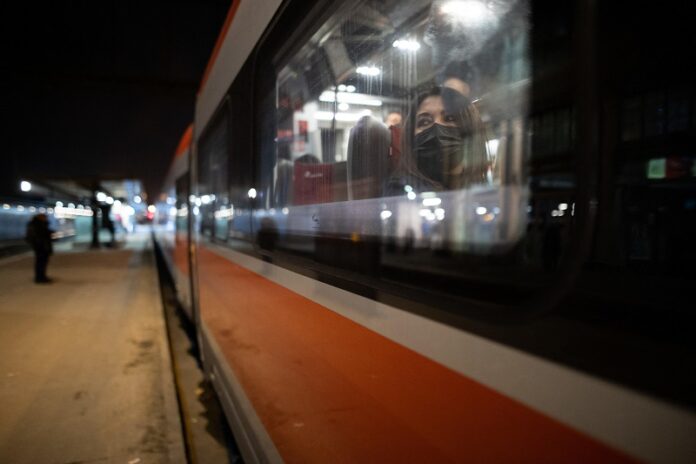 Francia, comincia il viaggio Parigi-Milano del Frecciarossa.