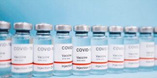 Vaccino, in Sicilia buona partenza per quarte dosi a over 60 e fragili