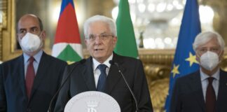 Mattarella “Niente pause contro la crisi, i partiti siano costruttivi”