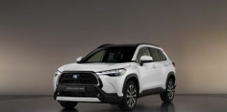 Nuova Toyota Corolla Cross, adesso ordinabile