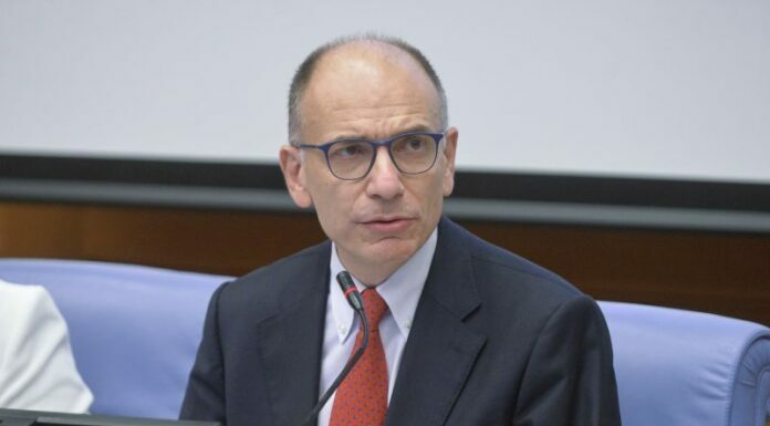 Letta rilancia la dote per i 18enni. E sulle alleanze “non metto veti”