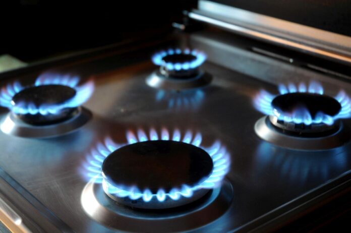 Aumenti dei costi delle bollette di luce gas e elettricità. Foto di archivio