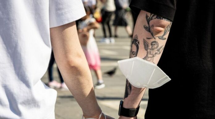 Covid, in Italia 71.947 casi e 57 decessi nelle ultime 24 ore