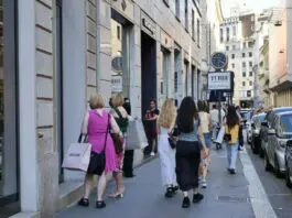 Al via domani i saldi in tutta Italia, Confcommercio stima una spesa media di 201 euro a famiglia