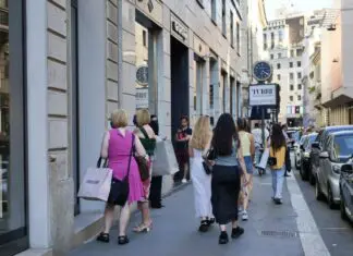 Saldi, Resca (Confimprese) “Partenza debole, consumatori ancora prudenti”
