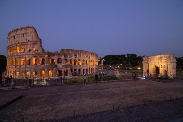 Roma, Inaugurazione dell'arena cinematografica