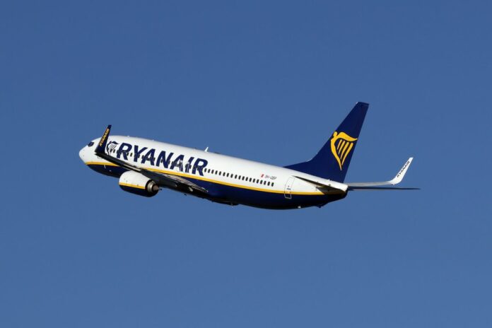 AEROPORTO FALCONE BORSELLINO TRAFFICO AEREO IN PROSSIMITA' DELLE FESTE