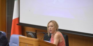 Meloni “Ci dipingono come dei mostri, lo dicono al 25% degli italiani”