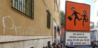 Pubblicate le regole per la scuola, mascherine solo per alunni fragili