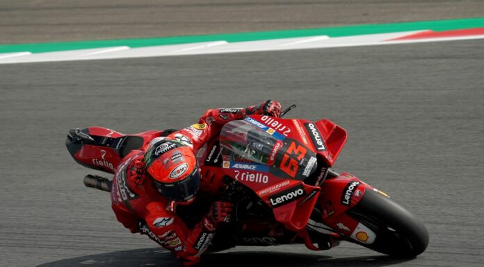 Bagnaia vince anche a Silverstone, Quartararo ottavo