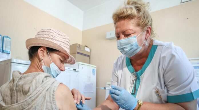 Covid, Oggi 43.084 nuovi casi e 177 i decessi. Positività al 15,8%