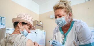 Covid, Oggi 43.084 nuovi casi e 177 i decessi. Positività al 15,8%