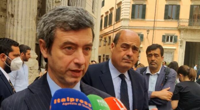 Lavoro, Orlando firma decreto per bonus 200 euro ad autonomi