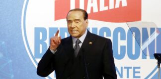Immigrazione, Berlusconi “L’Europa ci deve aiutare”