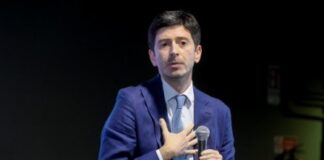 Speranza “L’ambiguità sui vaccini rischia di farci male”