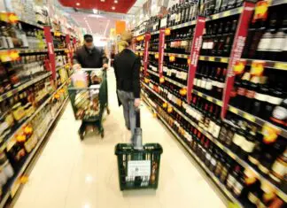 Nel 2025 la spesa media mensile familiare rimane stabile a 2.782 euro