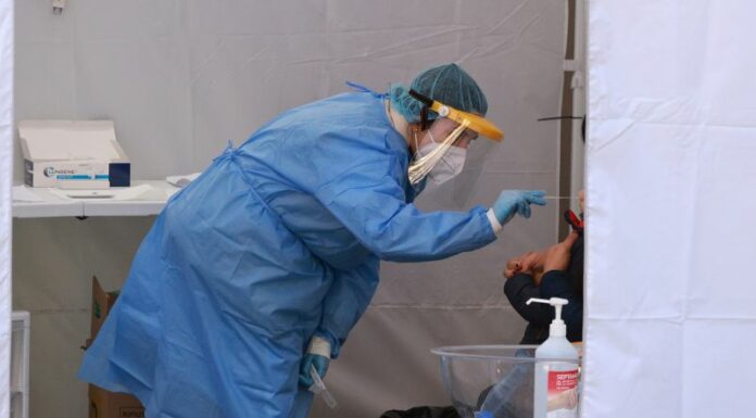 Covid, nelle ultime 24 ore 24.691 nuovi casi e 124 decessi