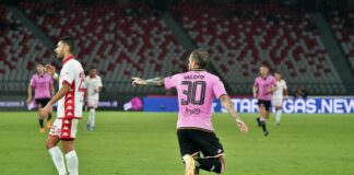Valente illude il Palermo, a Bari finisce 1-1