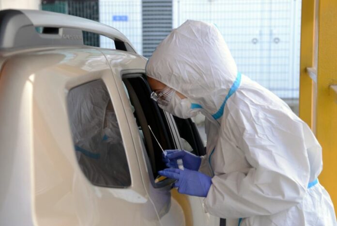 Milano, Tamponi all'Ospedale San Paolo