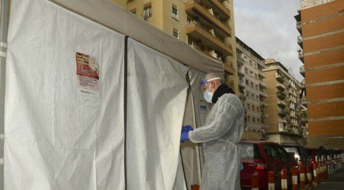 Covid, 19.470 nuovi casi e 63 decessi nelle ultime 24 ore